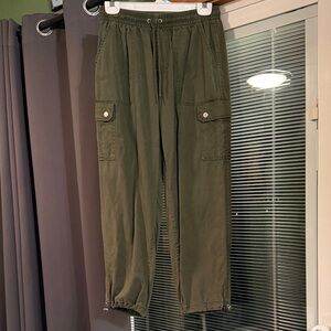 Time and Tru Olive Green Cargo Jogger Pants for Women